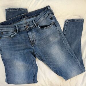 Lucky Brand Men's Slim Fit Blue Jeans